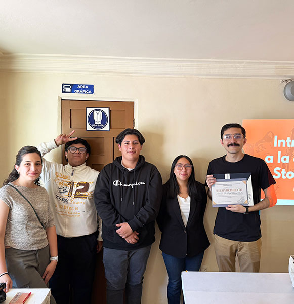 Estudiantes UACI